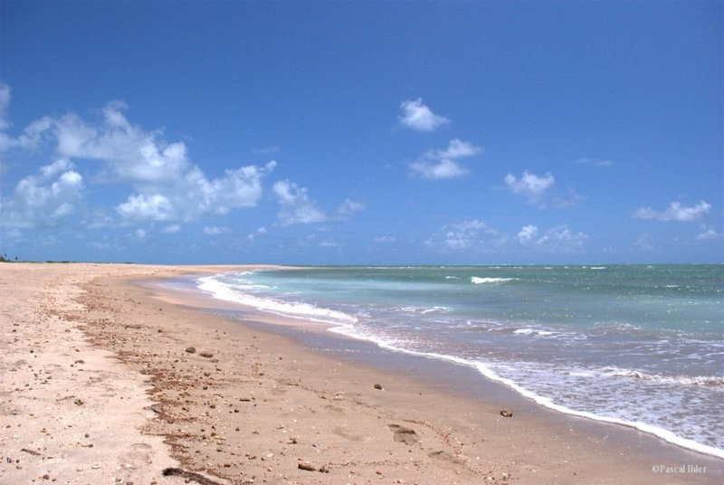 Fotografias do vilarejo e das praias de São Miguel dos Milagres