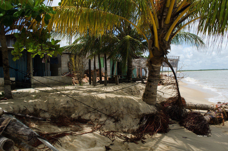 Fotografia das praias de Cumuruxatiba - Estado de Bahia