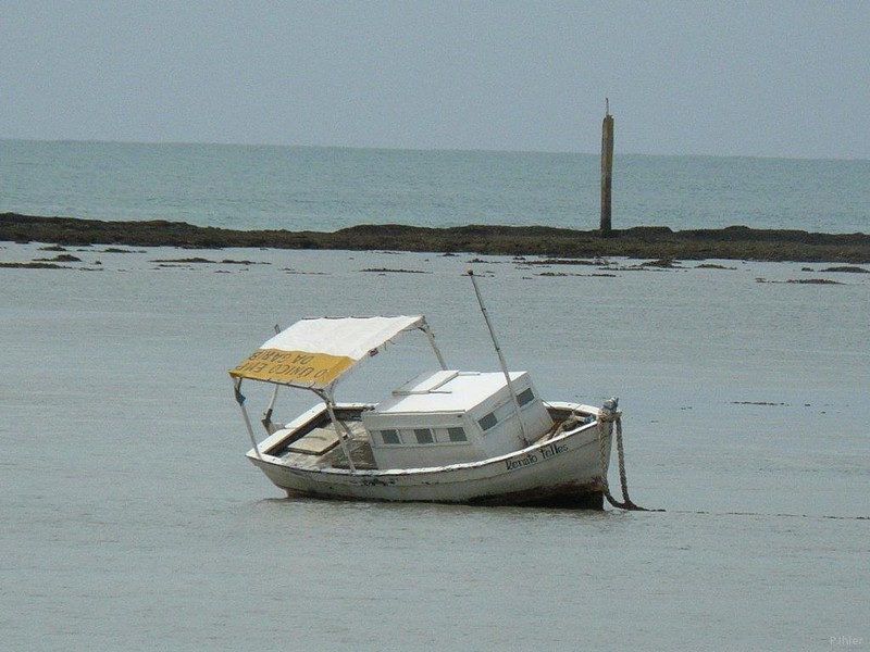 Fotografia dos barcos de Salvador e da ilha Itaparica