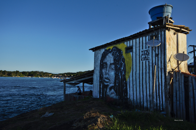 Fotografia de Itacaré avec le fleuve Rio de Contas et l'océan