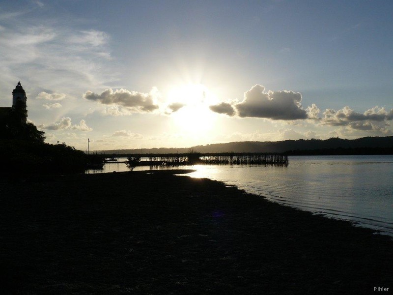 Fotografia do braço do mar que vai no interior das terras - Estado de Bahia